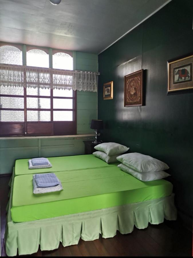 Casa Conchita Bed & Breakfast Taal Dış mekan fotoğraf