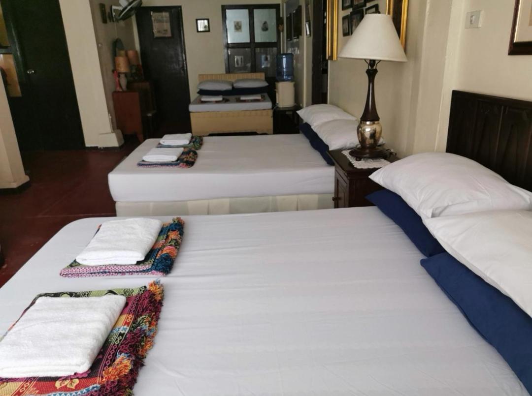 Casa Conchita Bed & Breakfast Taal Dış mekan fotoğraf